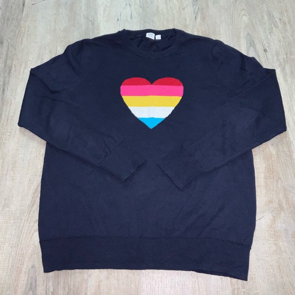 (Bin 17)  Gap, heart patterned crew neck sweater, Size L - Picture 1 of 3